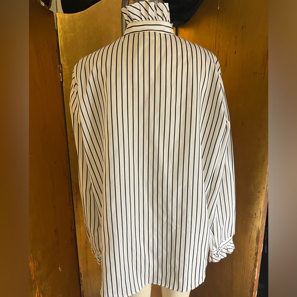 Vintage Striped Ruffle Blouse Striped Shirt 1970s Pinup Retro Lady Shapely 42 - Picture 5 of 6